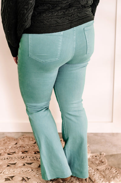 High Waisted Tummy Control Flare Judy Blue Jeans In Topaz IN STORE