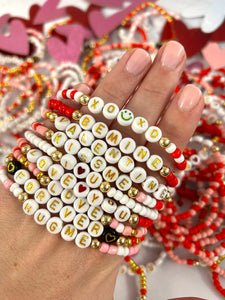 Love themed stretchy bead bracelet
