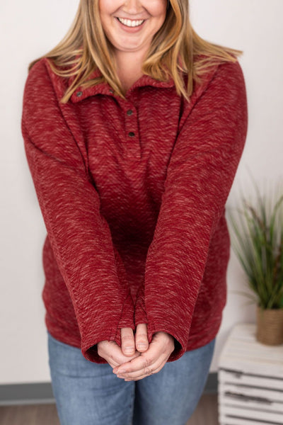 *Quilted Button Snap Pullover - Red