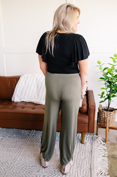 Split The Difference Side Tie Pants In True Olive