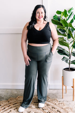 Yoga Pants With Pockets In Smoked Spruce