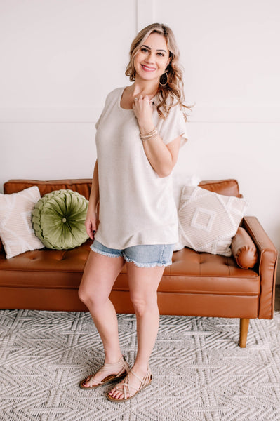 Round The Outside Tie Back Detail in Oatmeal*