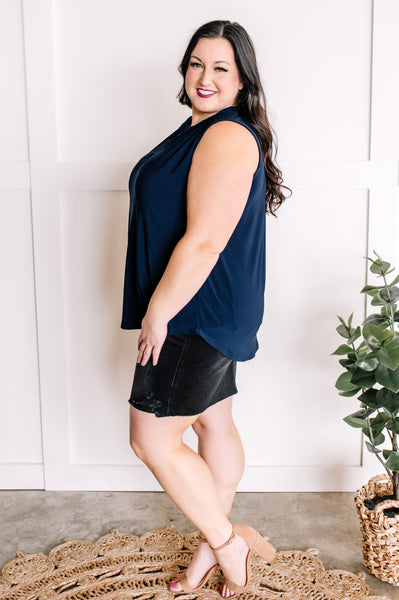 Sleeveless Gabby Front Top In Navy