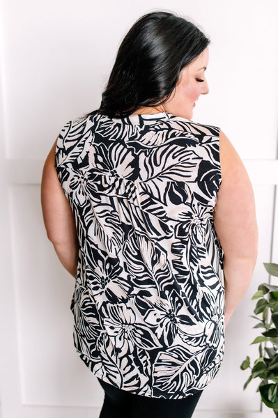 Sleeveless Gabby Front Top In Tropical Black, Pale Pink & White Florals
