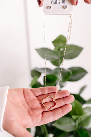 Open Clover Necklace And Earrings Set In Gold