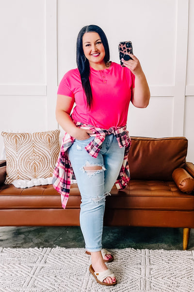 Decorate My World Button Top in Pink
