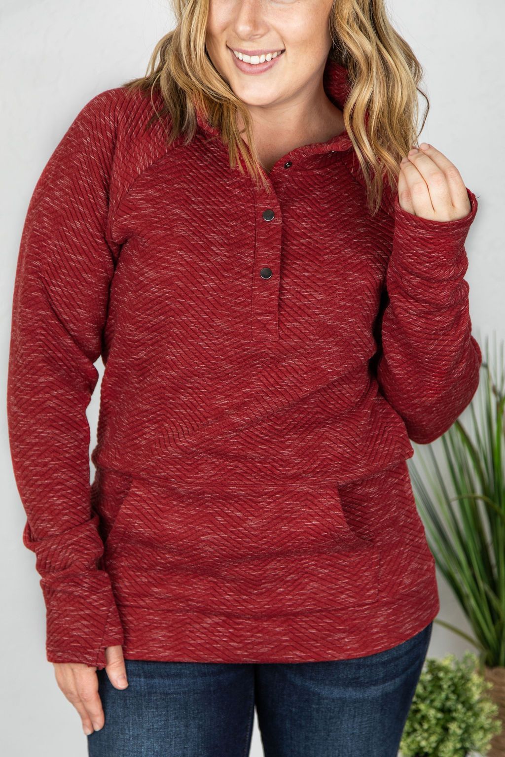 *Quilted Button Snap Pullover - Red