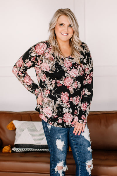OUTLET - In My Dreams Floral Top In Black/Mauve - XL