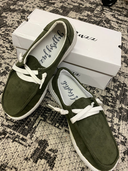 Very G Gypsy Jazz Tintin faux suede olive slip on