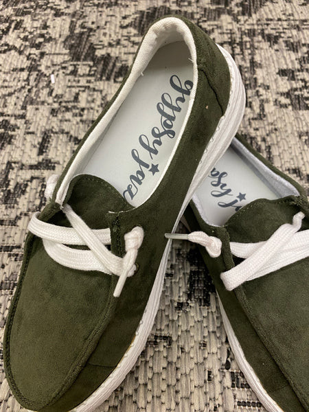 Very G Gypsy Jazz Tintin faux suede olive slip on