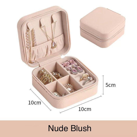 Mini travel jewelry case