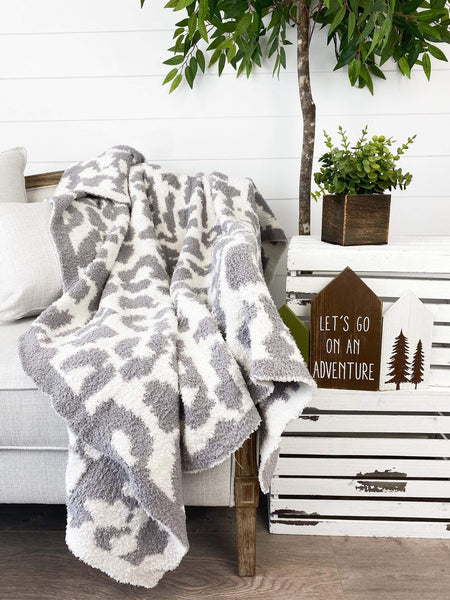 IN STOCK Plush and Fuzzy Blanket - Large Grey Leopard