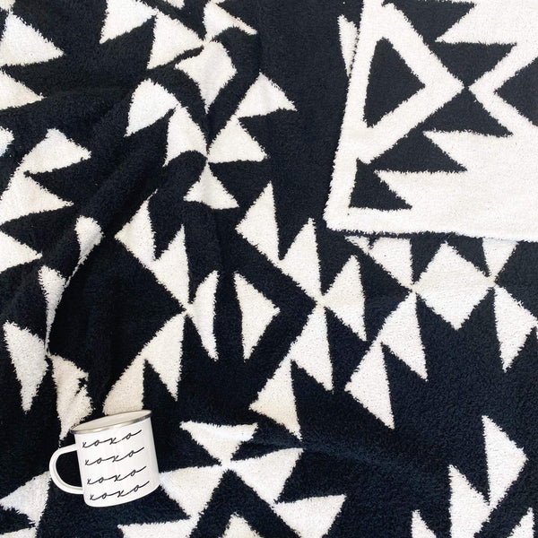 IN STOCK Plush and Fuzzy Blanket - Black Triangles