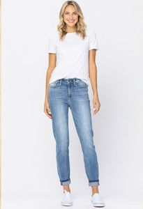 Winter perfection Judy Blue Nondistressed Relaxed Jeans